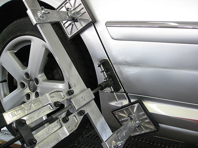 Westerburg Oldenburg Unfallschaden Aluminium reparieren