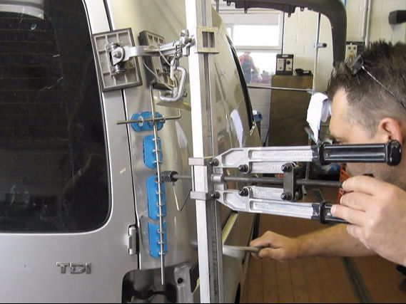 Westerburg Oldenburg Unfallschaden reparieren Klebepads